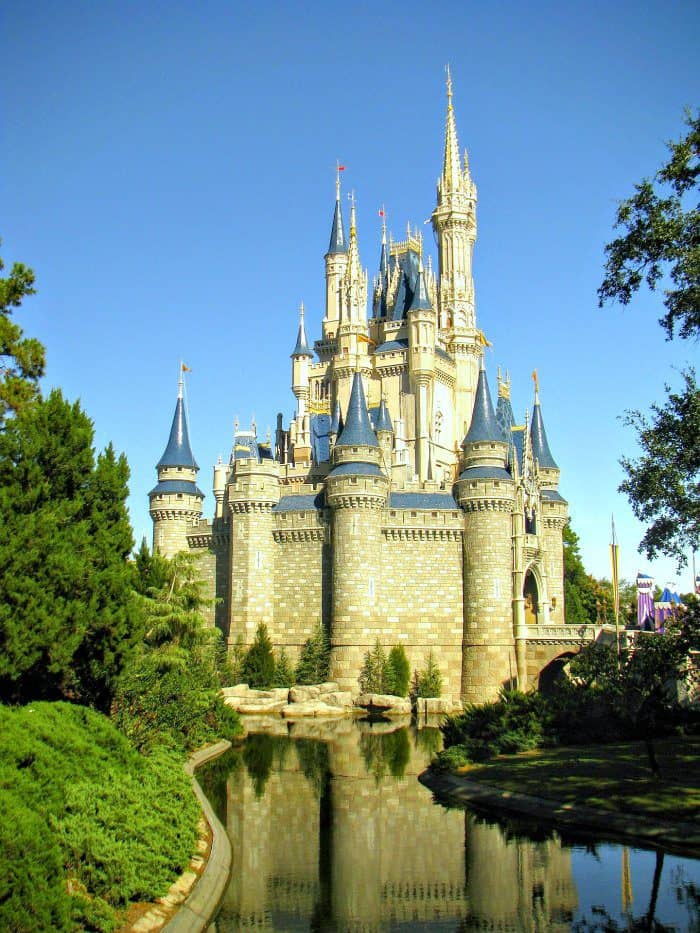 Central Florida Theme Parks. Cinderella Castle.