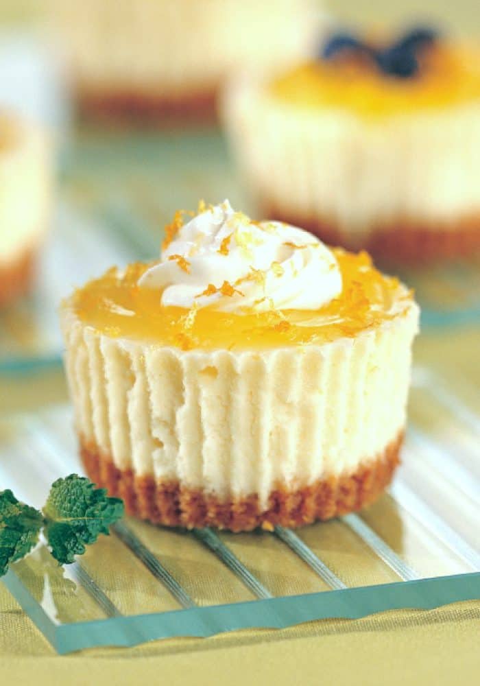 Lemon Cheesecake Cupcakes. The Flying Couponer.